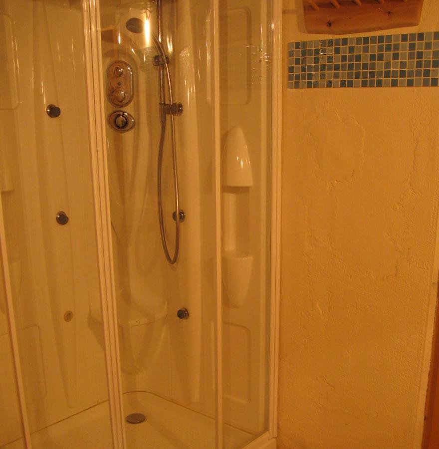 Zimmer Mit Sauna Und Kochgelegenheit Rott ภายนอก รูปภาพ